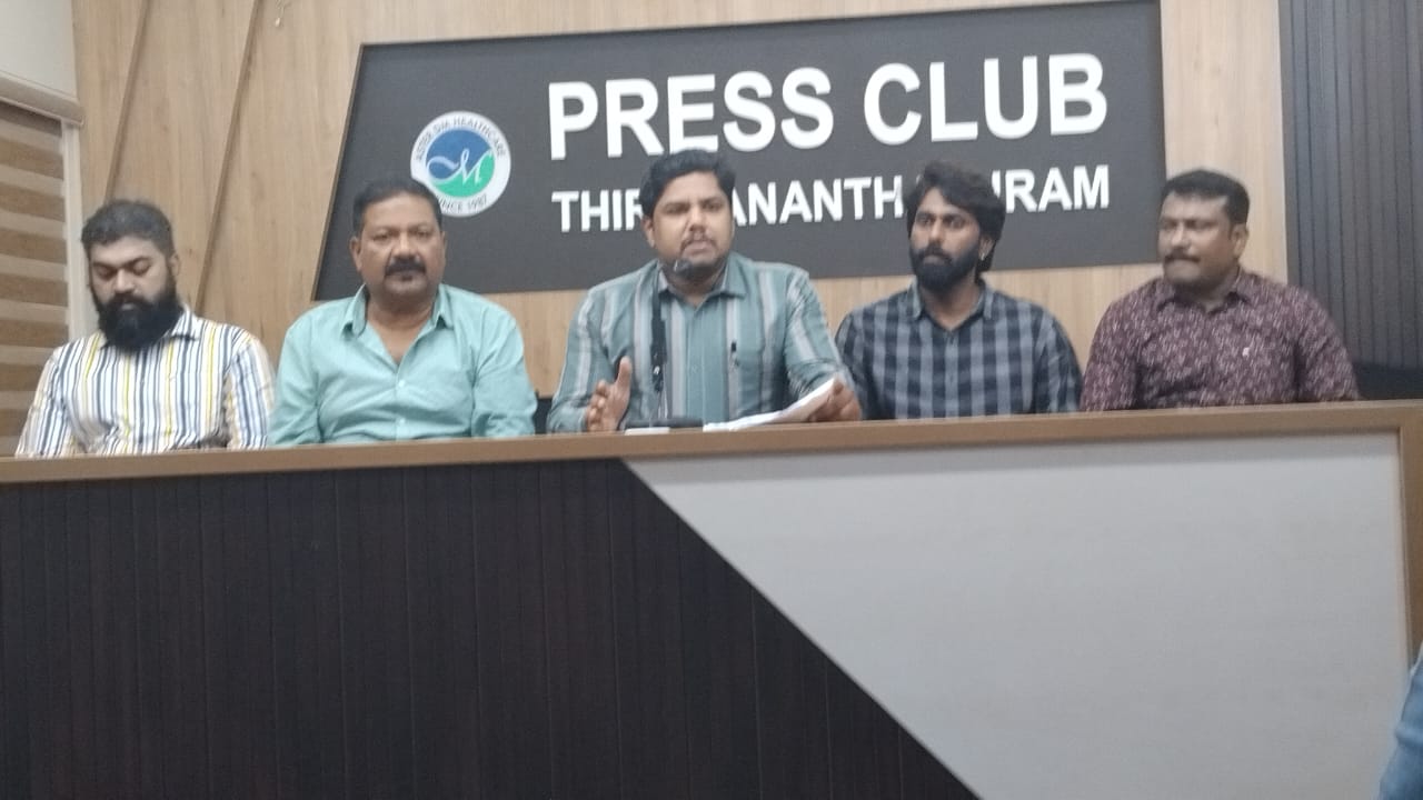 അനന്തപുരിയുടെ കനൈൻ ക്ലബ്ബിന്റെ ആഭിമുഖ്യത്തിൽ തൈക്കാട് പോലീസ് ഗ്രൗണ്ടിൽ ഡോഗ് ഷോ
