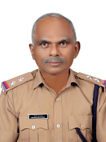 വിരമിച്ച പോലീസ് സേനഅംഗങ്ങൾക്ക് നൽകുന്ന ചരമോപചാരത്തിൽ പോലും “അവഗണന : റിട്ടയേർഡ് എസ് ഐ യുടെ ചരമോപ ചാര ചടങ്ങിൽ ബിയൂ ഗിൾ ഇല്ലാതെ പോലീസിന്റെ “പൊറാട്ടു നാടകം “